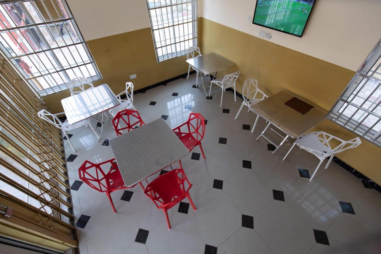 Ag Hotel And Suites Ogbodjo Экстерьер фото
