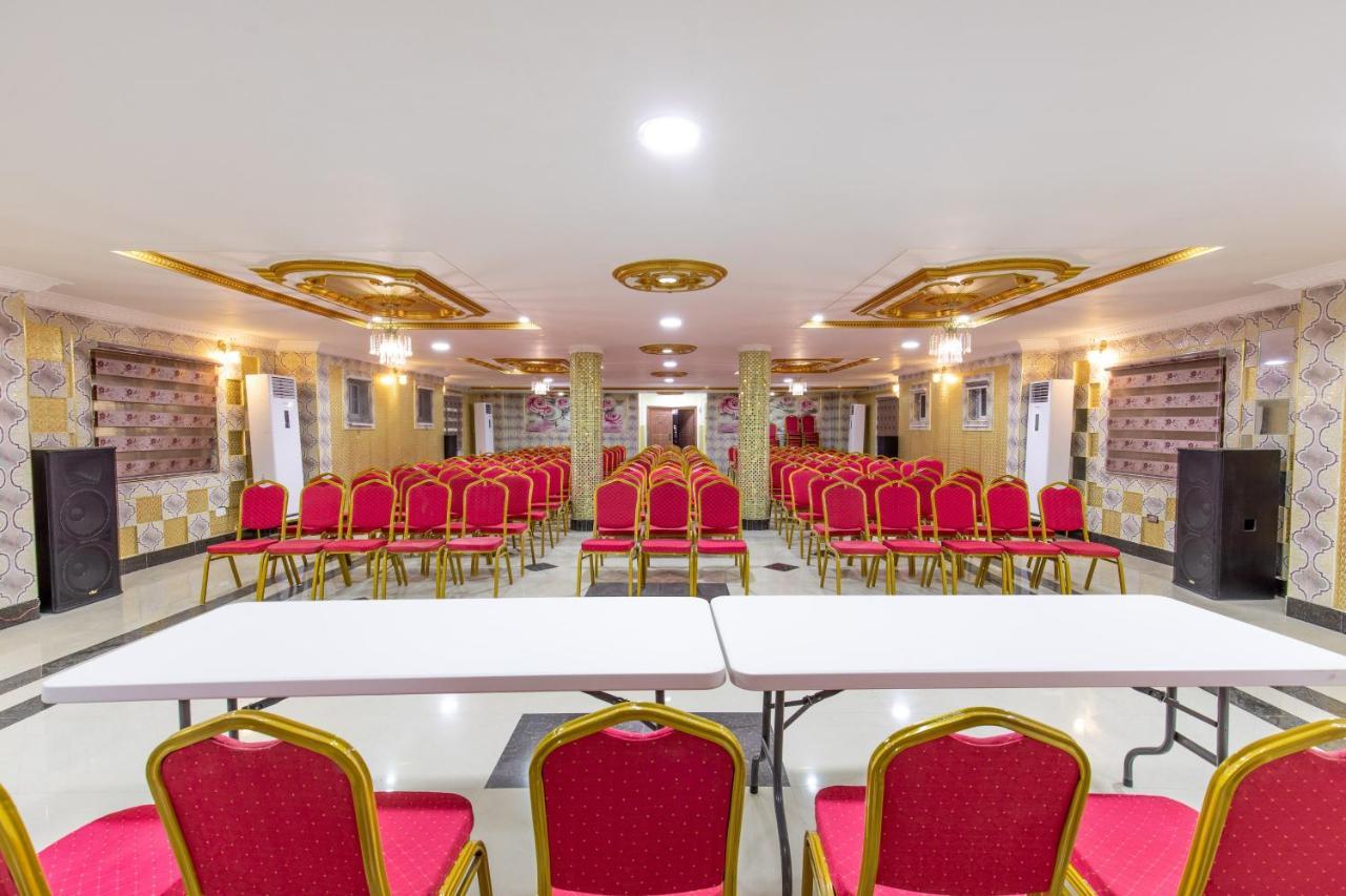 Ag Hotel And Suites Ogbodjo Экстерьер фото