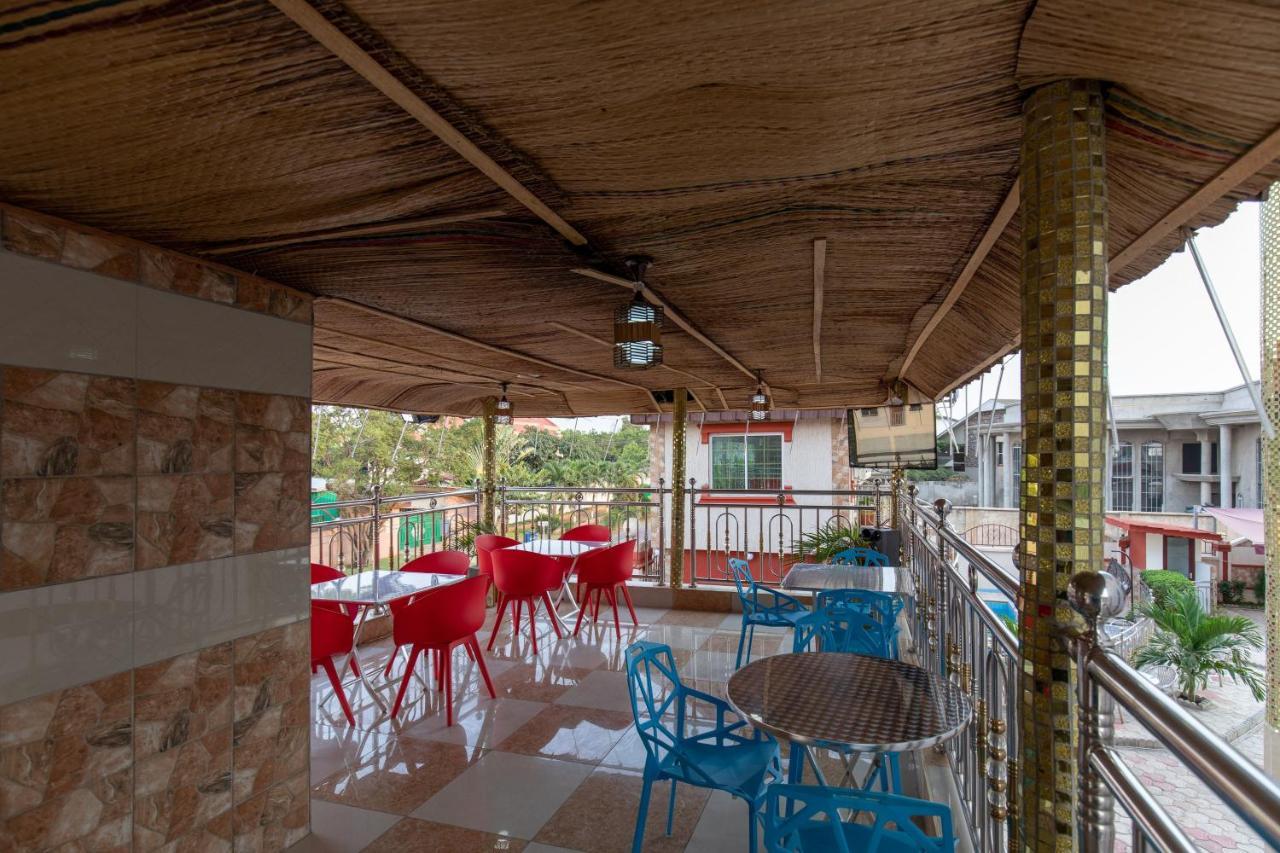 Ag Hotel And Suites Ogbodjo Экстерьер фото