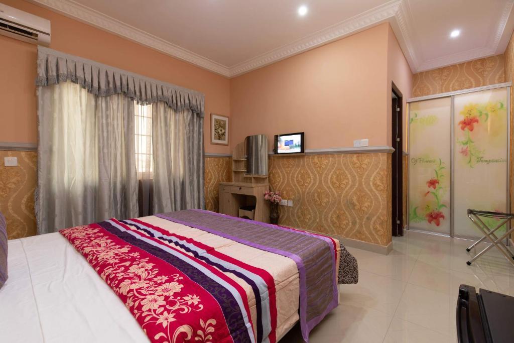 Ag Hotel And Suites Ogbodjo Экстерьер фото