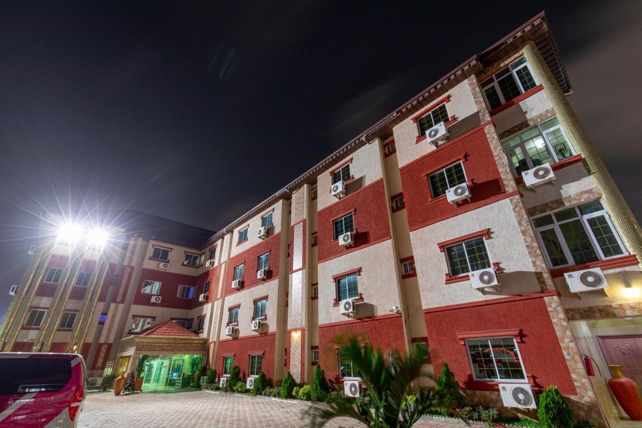 Ag Hotel And Suites Ogbodjo Экстерьер фото